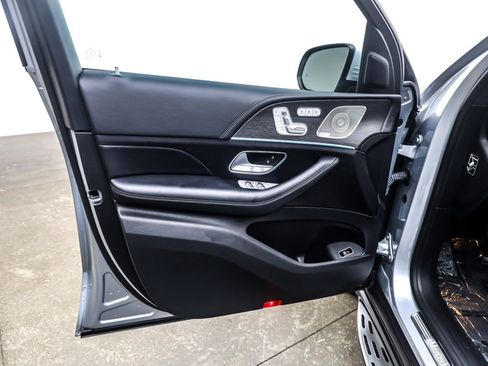Certified 2022 Mercedes-Benz GLS 450 4MATIC image 22
