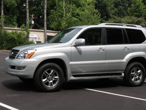 Used 2005 Lexus GX 470 AWD/4WD image 32