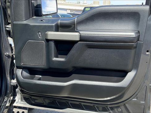 Used 2019 Ford F150 Raptor w/ Equipment Group 802A Luxury AWD/4WD image 23