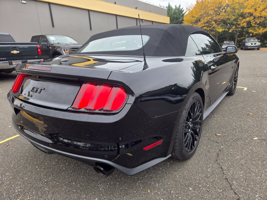 Used 2017 Ford Mustang GT Premium w/ GT Performance Package RWD image 7