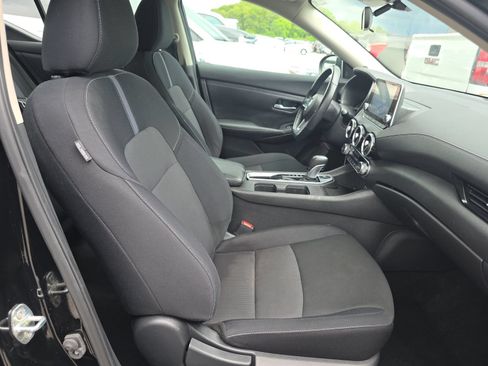 Used 2023 Nissan Sentra SV w/ All-Weather Package FWD image 7