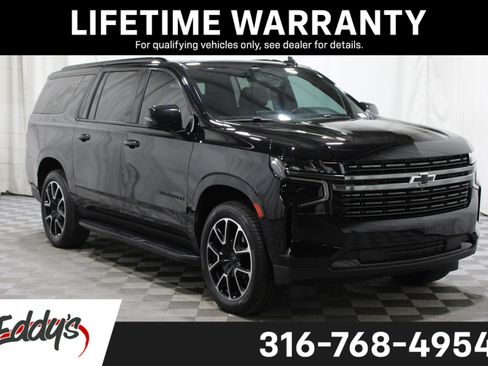 Used 2022 Chevrolet Suburban RST w/ Luxury Package image 1