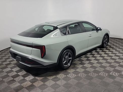 Used 2025 Kia K4 FWD image 4