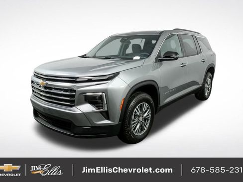 New 2026 Chevrolet Traverse LT image 1