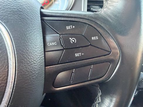 Used 2022 Dodge Charger SXT RWD image 14