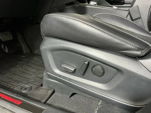 Used 2023 Ford Explorer ST w/ Equipment Group 401A AWD/4WD image 19