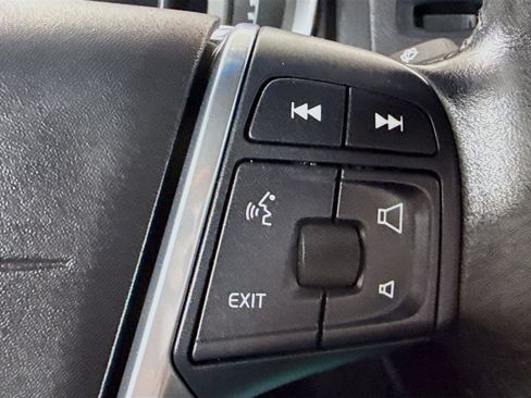 Used 2016 Volvo S60 T5 Premier w/ Convenience Package image 15