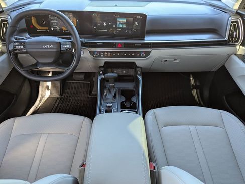 Used 2026 Kia Sorento EX image 11