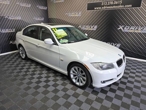 Used 2011 BMW 328i xDrive Sedan image 8