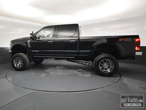 Used 2022 Ford F250 King Ranch w/ King Ranch Ultimate Package image 3