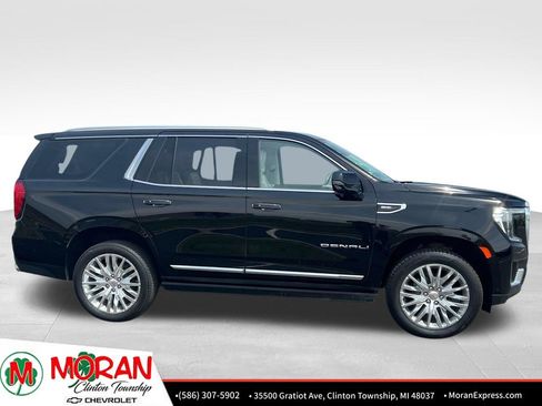 Used 2023 GMC Yukon Denali w/ Denali Reserve Package AWD/4WD image 7