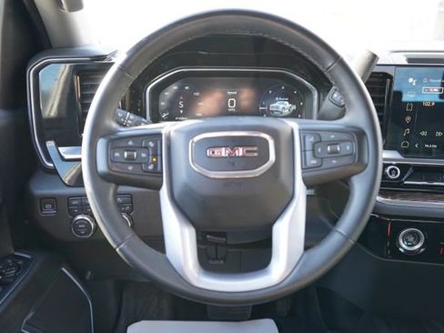 Used 2024 GMC Sierra 1500 Elevation image 15