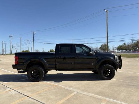 Used 2018 Ford F250 Lariat w/ Lariat Ultimate Package AWD/4WD image 6