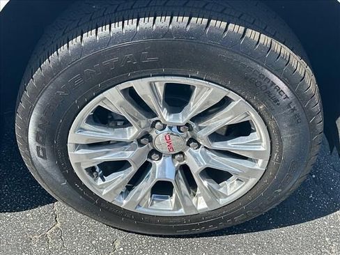 Certified 2026 GMC Yukon XL Denali w/ LPO, Floor Liner Package AWD/4WD image 34