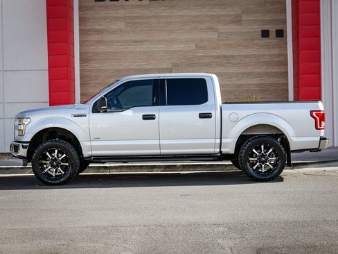 Used 2015 Ford F150 XLT w/ Equipment Group 301A Mid AWD/4WD image 8