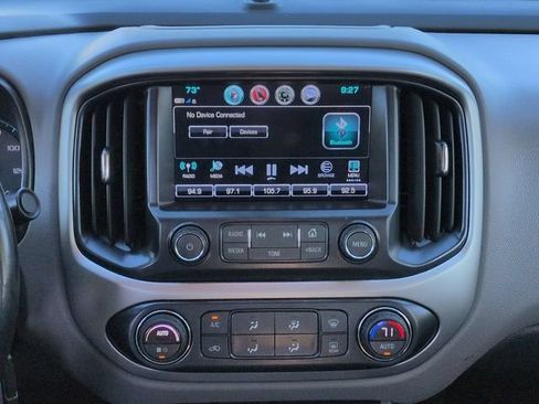 Used 2017 Chevrolet Colorado LT w/ Luxury Package, Chrome RWD image 18