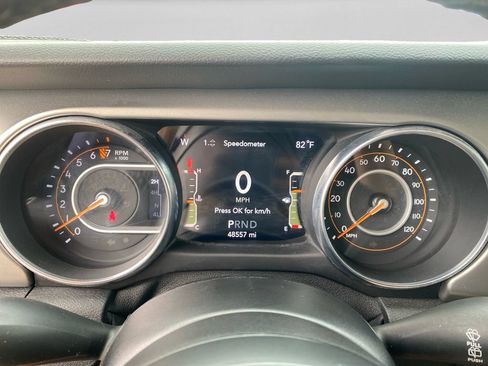 Used 2021 Jeep Wrangler Unlimited Sport AWD/4WD image 20