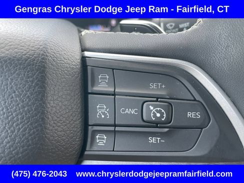 Certified 2023 Jeep Grand Cherokee Limited AWD/4WD image 57