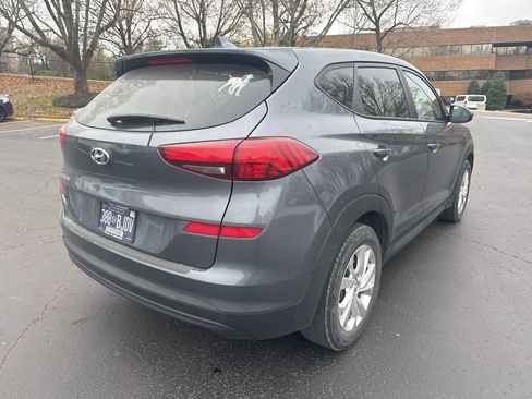 Used 2021 Hyundai Tucson SE image 4