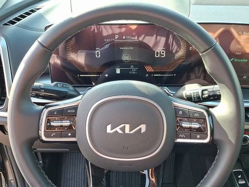 Used 2025 Kia Sorento S w/ Panoramic Sunroof Package image 20