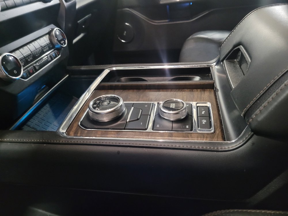 Used 2019 Ford Expedition Platinum AWD/4WD image 26