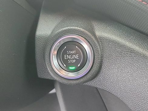 Used 2023 Chevrolet TrailBlazer RS FWD image 31