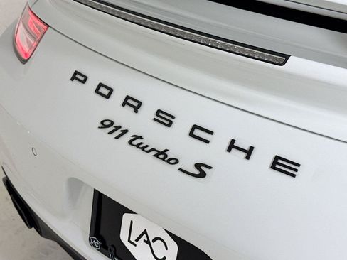 Used 2015 Porsche 911 Turbo S AWD/4WD image 38