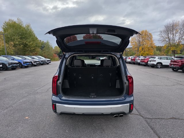 Certified 2024 Kia Telluride S w/ S Sunroof Package AWD/4WD image 10