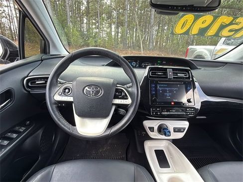 Used 2016 Toyota Prius Four w/ Advanced Technology Package image 15