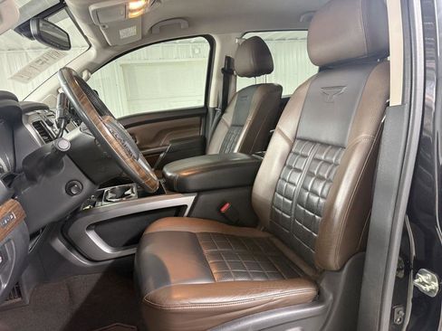Used 2016 Nissan Titan Platinum Reserve AWD/4WD image 12