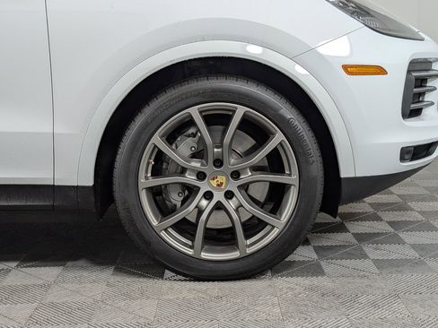 Used 2023 Porsche Cayenne S image 14