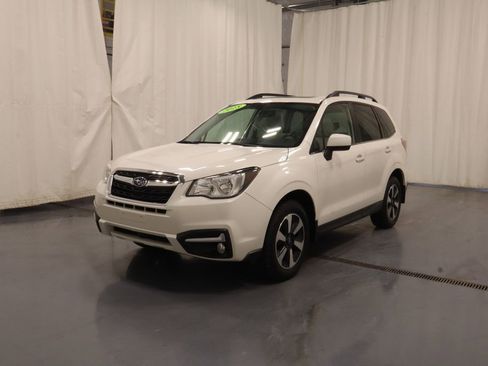 Used 2018 Subaru Forester 2.5i Limited AWD/4WD image 6
