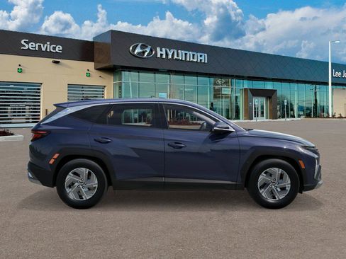 New 2026 Hyundai Tucson Blue SE w/ Tow & Go Package image 7