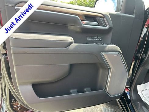 New 2026 Chevrolet Silverado 1500 High Country w/ Midnight Edition AWD/4WD image 11