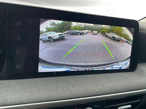 Used 2026 Nissan Kicks SV FWD image 25