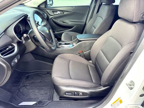 Used 2024 Chevrolet Malibu RS image 12