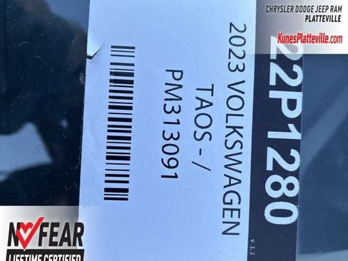 Used 2023 Volkswagen Taos SEL image 29