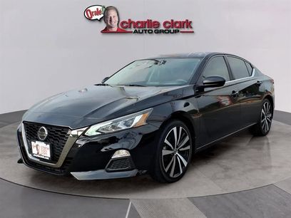 Used 2022 Nissan Altima 2.5 SR