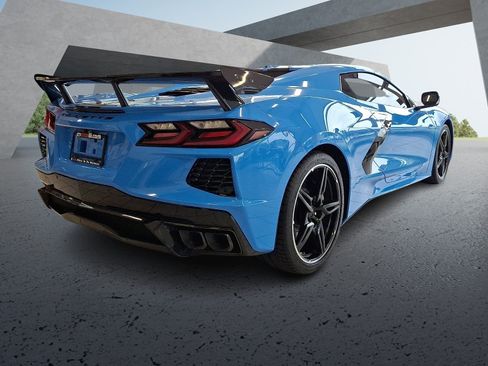 Used 2024 Chevrolet Corvette Stingray Premium Conv w/ Z51 Performance Package RWD image 6