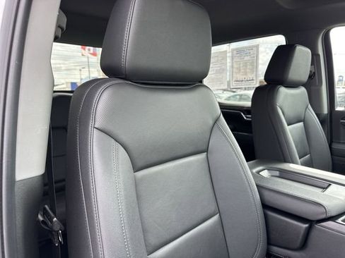 Used 2025 GMC Sierra 1500 SLT image 23