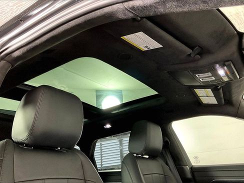 Used 2023 Land Rover Range Rover Evoque HST image 29