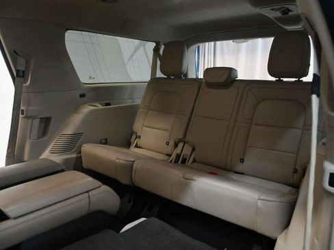 Used 2019 Lincoln Navigator L Reserve w/ Cargo Package image 40