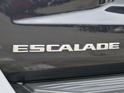 Certified 2025 Cadillac Escalade Premium Luxury AWD/4WD image 21