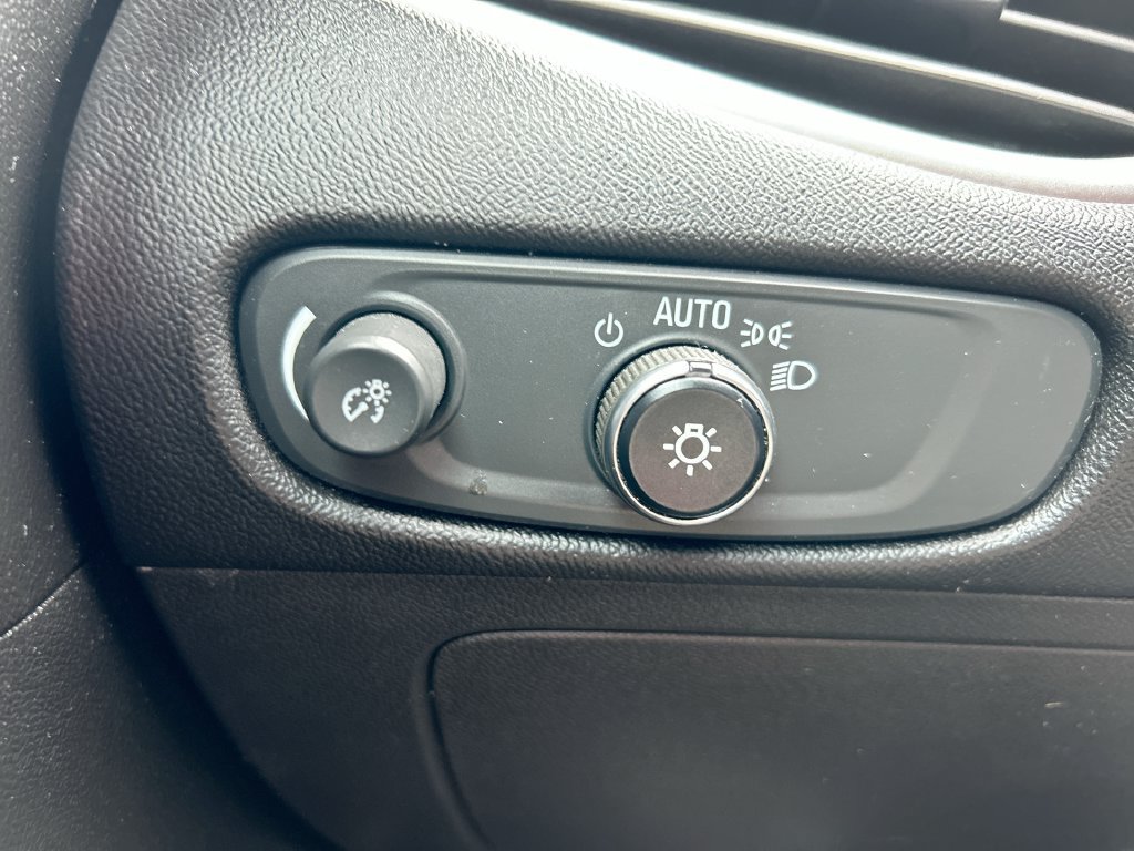 Used 2024 Chevrolet Malibu LT FWD image 19