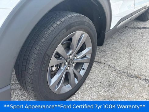 Used 2024 Ford Explorer XLT w/ Equipment Group 202A AWD/4WD image 44