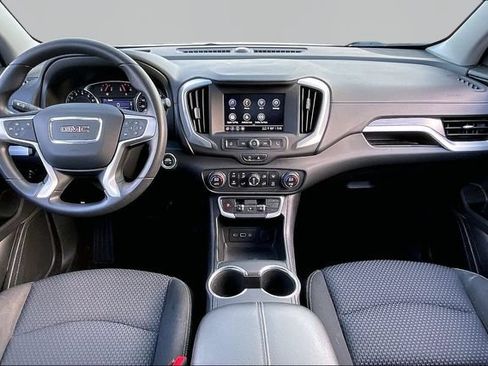 Used 2022 GMC Terrain SLE w/ Driver Convenience Package FWD image 5