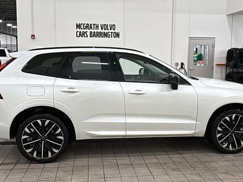 New 2026 Volvo XC60 B5 Ultra w/ Protection Package Premier AWD/4WD image 4