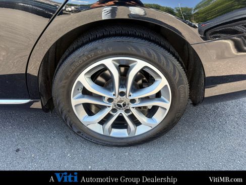Used 2018 Mercedes-Benz C 300 4MATIC Sedan image 12