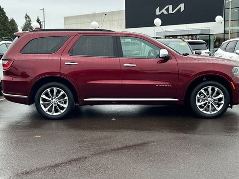 Used 2022 Dodge Durango Citadel image 3