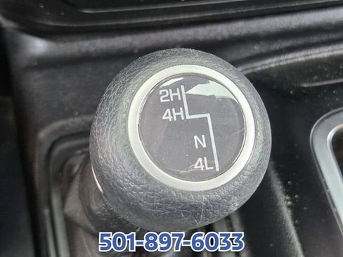 Used 2023 Jeep Gladiator Sport AWD/4WD image 21